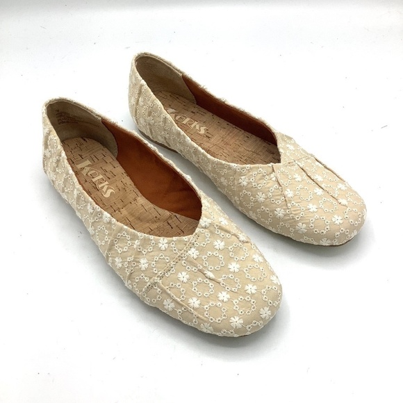 Korks‎ Palmer Beige White Floral Eyelet Slip On  Flats 7 - Picture 2 of 12